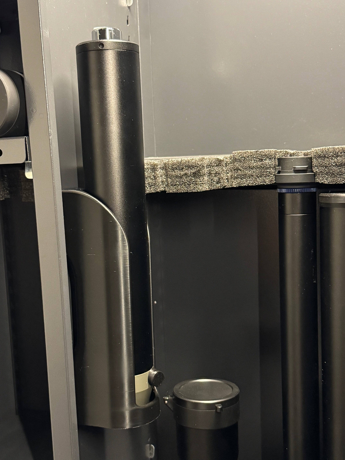 Filamelt Magnethalter für AEA HP Max Ersatztank – bis Ø56 mm / Drucklufttank - 3D-Druck aus dem Westerwald