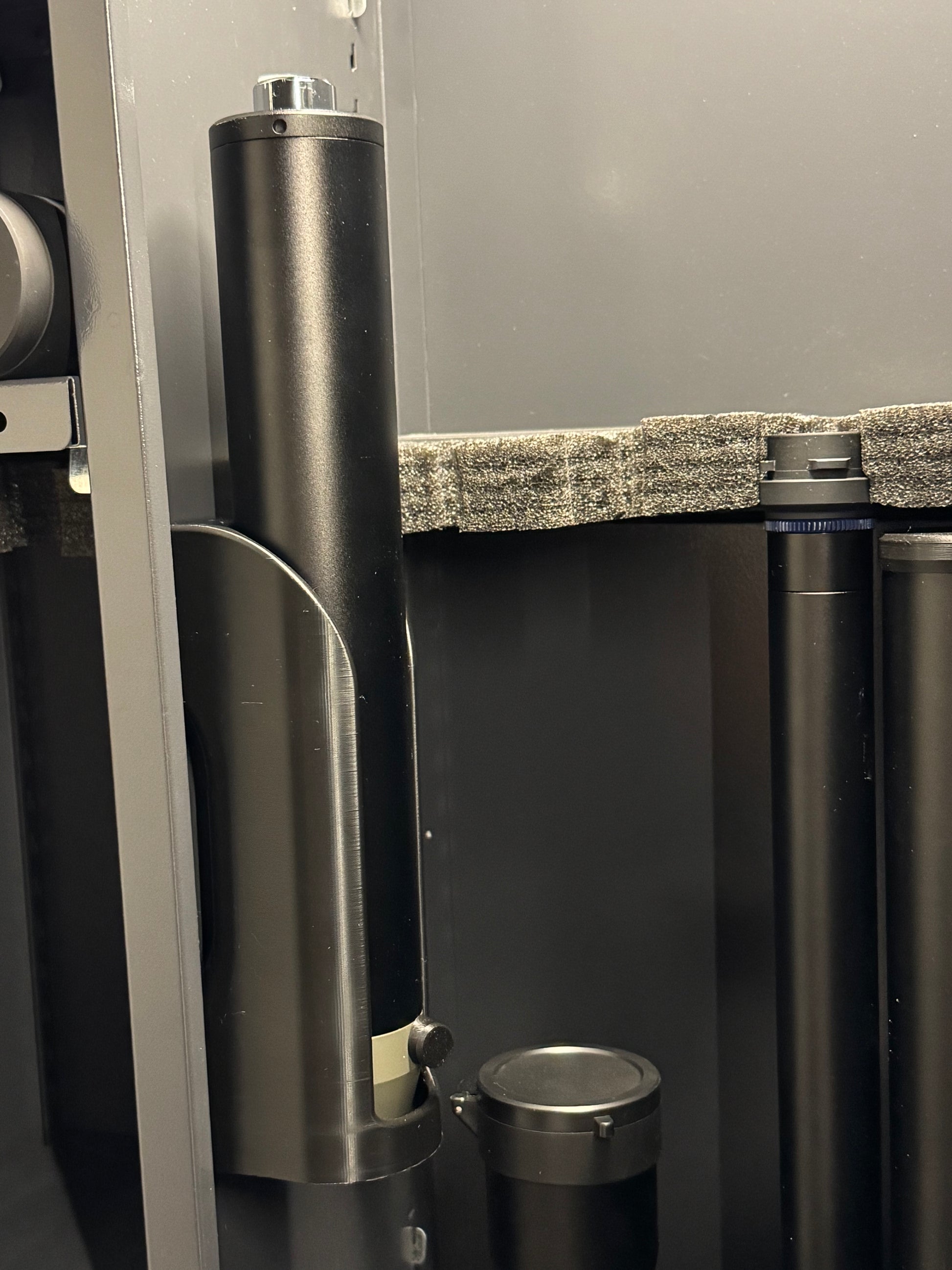 Filamelt Magnethalter für AEA HP Max Ersatztank – bis Ø56 mm / Drucklufttank - 3D-Druck aus dem Westerwald